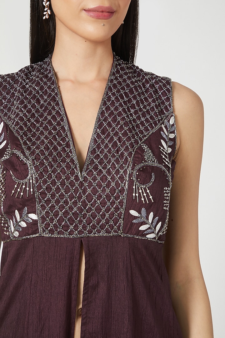 Wine Embellished Kurta Set by Pesha at Pernia's Pop Up Shop