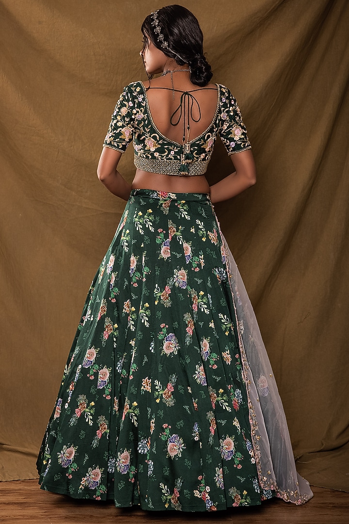 Bright Bottle Green Printed Wedding Lehenga Set by Pesha at Pernia's Pop Up Shop