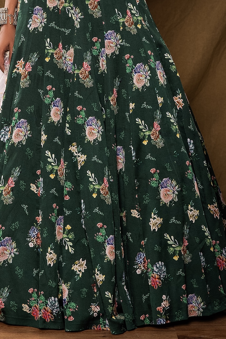 Bright Bottle Green Printed Wedding Lehenga Set by Pesha at Pernia's Pop Up Shop