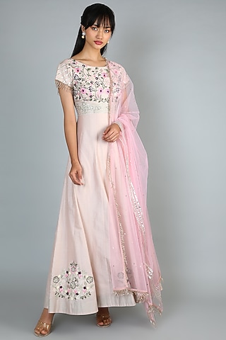 Pink Embroidered Kurta Set by Pallavi Goyal