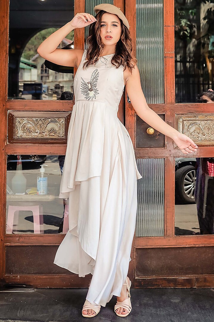 White Sand Embroidered Layered Dress by Pallavi Goyal at Pernia's Pop Up Shop