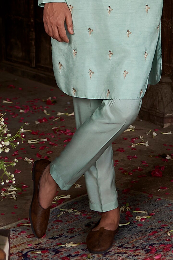 Baby Blue Raw Silk Kurta Set by Prathyusha Garimella Men at Pernia's Pop Up Shop