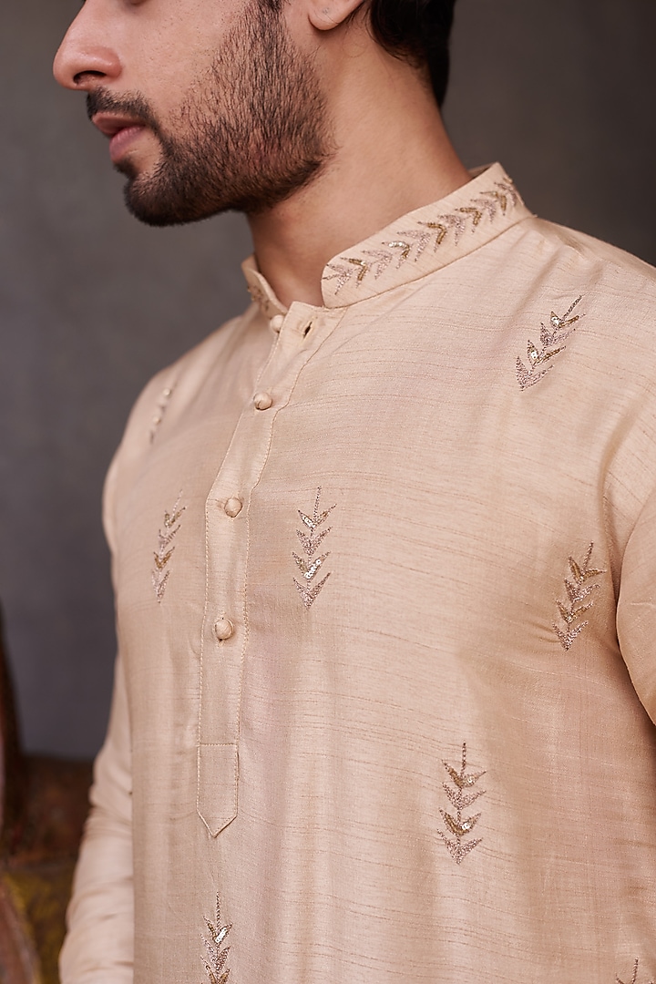 Champagne Gold Cotton Silk Kurta Set by Prathyusha Garimella Men at Pernia's Pop Up Shop
