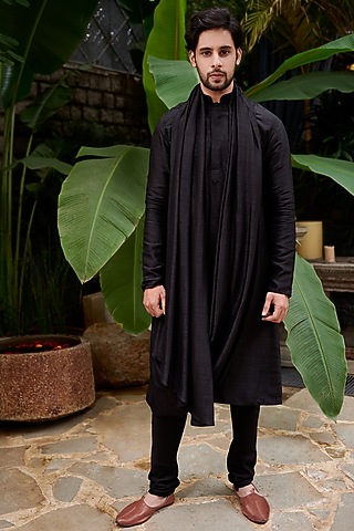 Black Raw Silk Kurta Set by Prathyusha Garimella Men