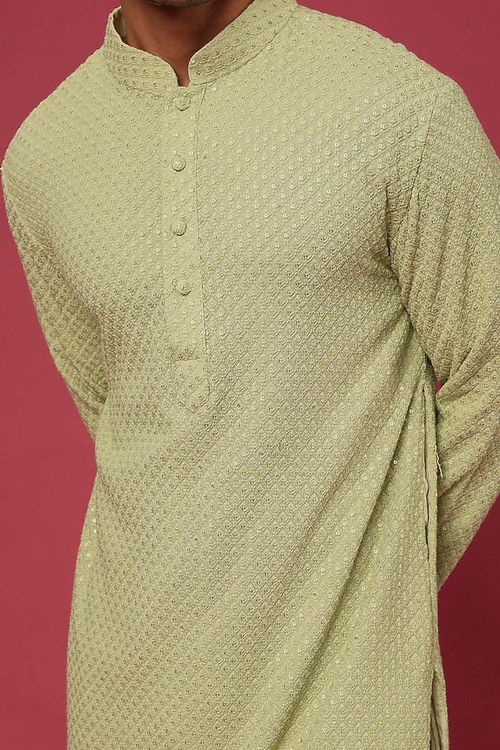 Pastel Green Embroidered Kurta Set by Prathyusha Garimella Men at Pernia's Pop Up Shop