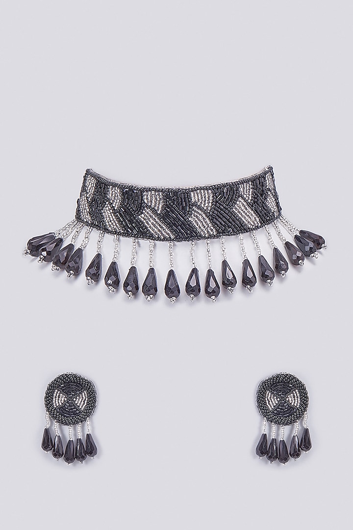 Black Bead & Pearl Choker Necklace Set by PGYG
