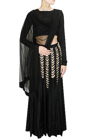 Black ferns embellished crop top and lehenga skirt by Prathyusha Garimella