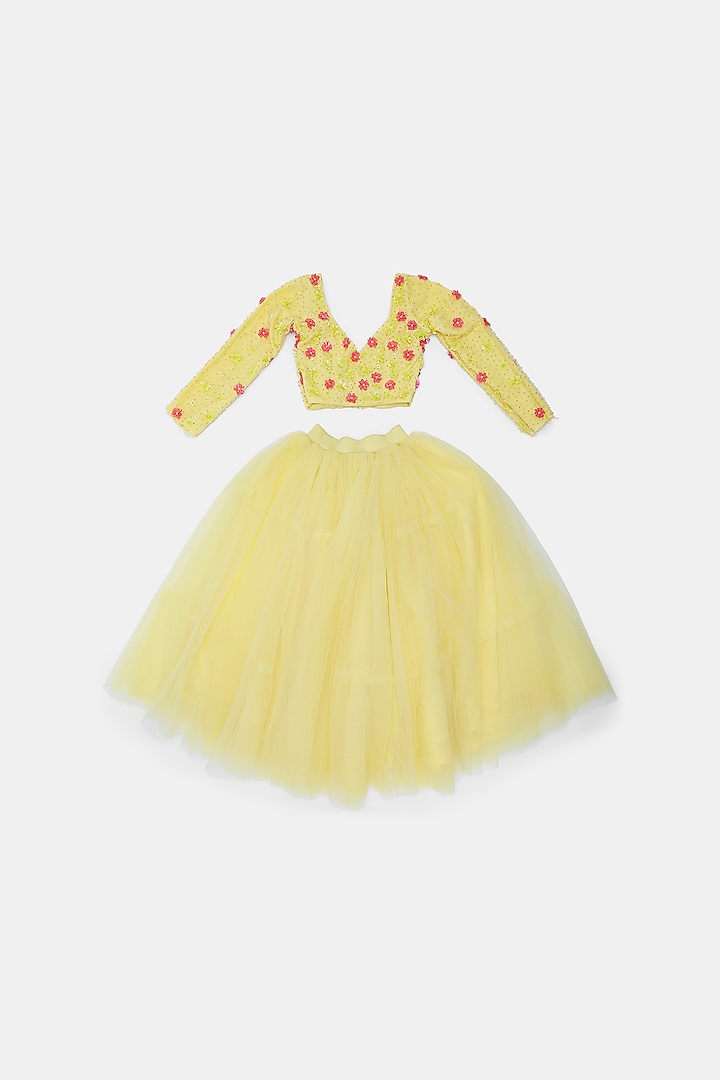 Yellow Tulle Tiered Lehenga Set For Girls by Phatakaa Mini at Pernia's Pop Up Shop