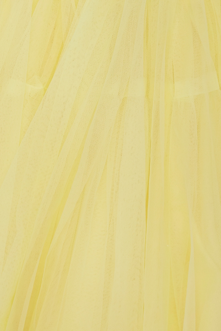 Yellow Tulle Tiered Lehenga Set For Girls by Phatakaa Mini at Pernia's Pop Up Shop