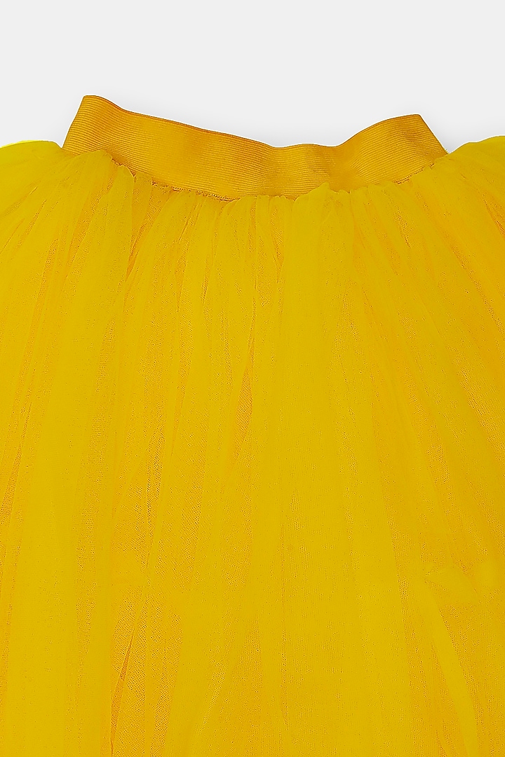 Mustard Tulle Lehenga Set For Girls by Phatakaa Mini at Pernia's Pop Up Shop