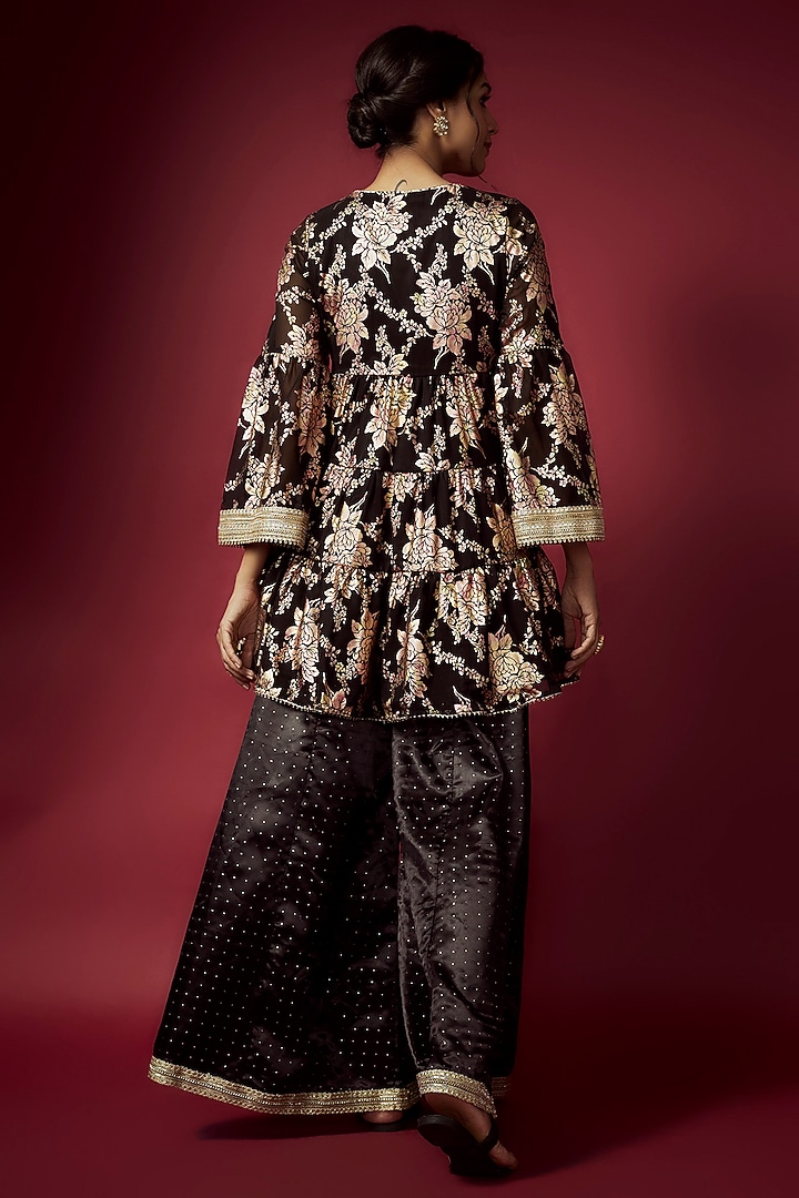 Black Recycled Polyester Foil Printed Kurta Set For Girls by Phatakaa Mini at Pernia's Pop Up Shop