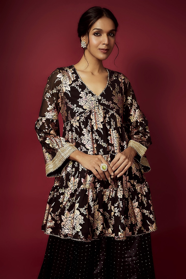 Black Recycled Polyester Foil Printed Kurta Set For Girls by Phatakaa Mini at Pernia's Pop Up Shop