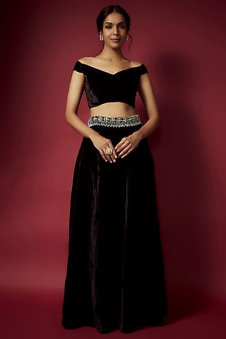 Black Velvet Lehenga Set For Girls by Phatakaa Mini