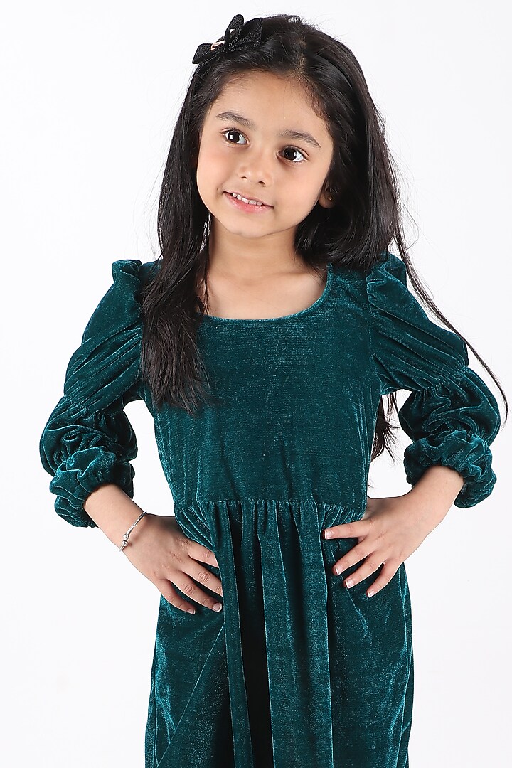 Emerald Green Velvet Mini Dress For Girls by Phee-B at Pernia's Pop Up Shop  2026