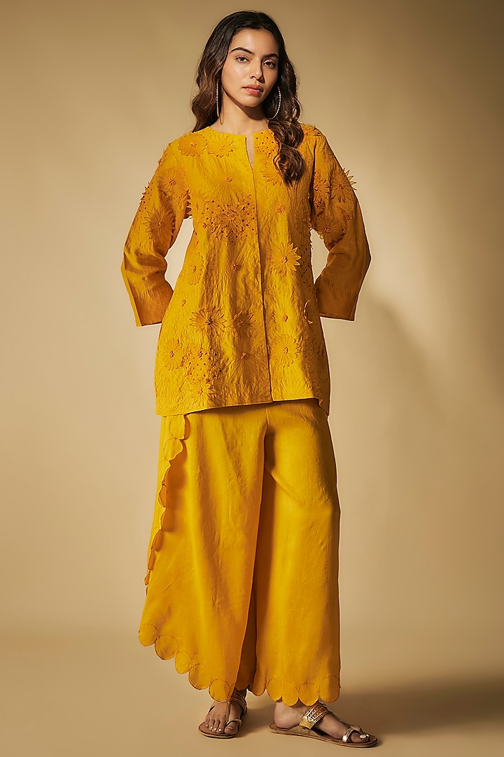 Mustard Premium Silk Chanderi & Bemberg Silk Machine Embroidered Co-Ord Set by Phirny at Pernia's Pop Up Shop