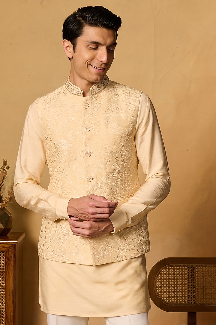 Beige Cotton Blend Thread Work Budni Jacket Set by Philocaly at Pernia's Pop Up Shop