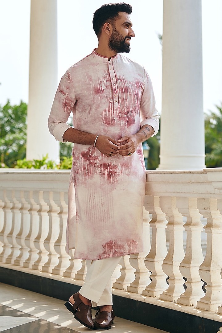 Salmon Pink Cotton Printed Kurta by Philocaly at Pernia's Pop Up Shop