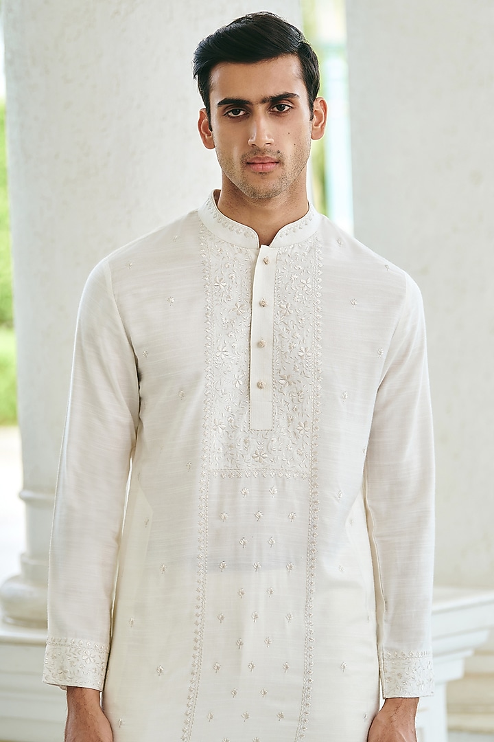 White Cotton Printed Kurta by Philocaly at Pernia's Pop Up Shop