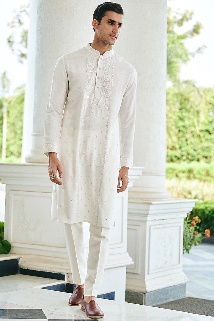 White Cotton Printed Kurta by Philocaly at Pernia's Pop Up Shop