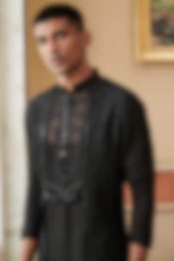 Black Silk Panelled Kurta by Philocaly at Pernia's Pop Up Shop