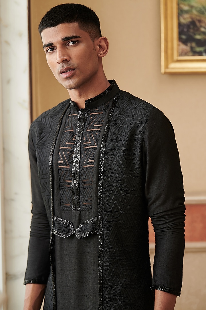 Black Silk Panelled Kurta by Philocaly at Pernia's Pop Up Shop