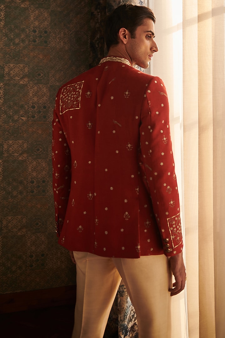 Red Blended Silk Embroidered Bandhgala Set by Philocaly at Pernia's Pop Up Shop