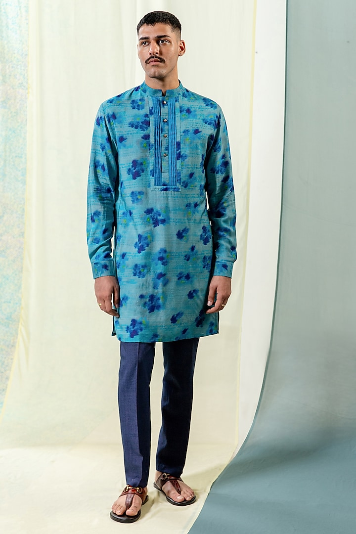 Blue Cotton Tussar Floral Printed Kurta by Philocaly at Pernia's Pop Up Shop