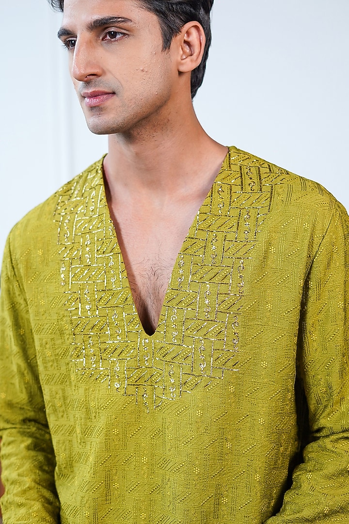 Green Silk Embroidered Kurta by Philocaly at Pernia's Pop Up Shop