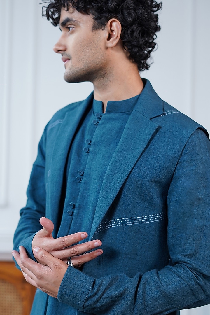 Blue Linen Thread Embroidered Bundi Jacket Set by Philocaly at Pernia's Pop Up Shop
