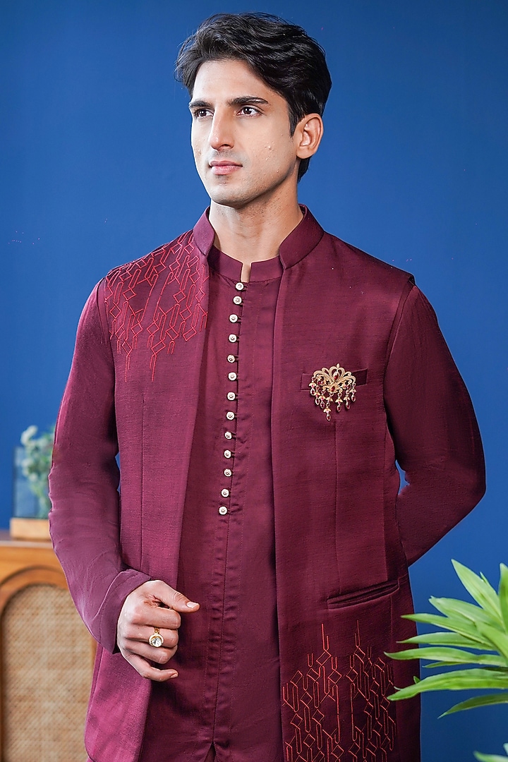 Wine Linen Satin Thread Embroidered Bundi Jacket Set by Philocaly at Pernia's Pop Up Shop
