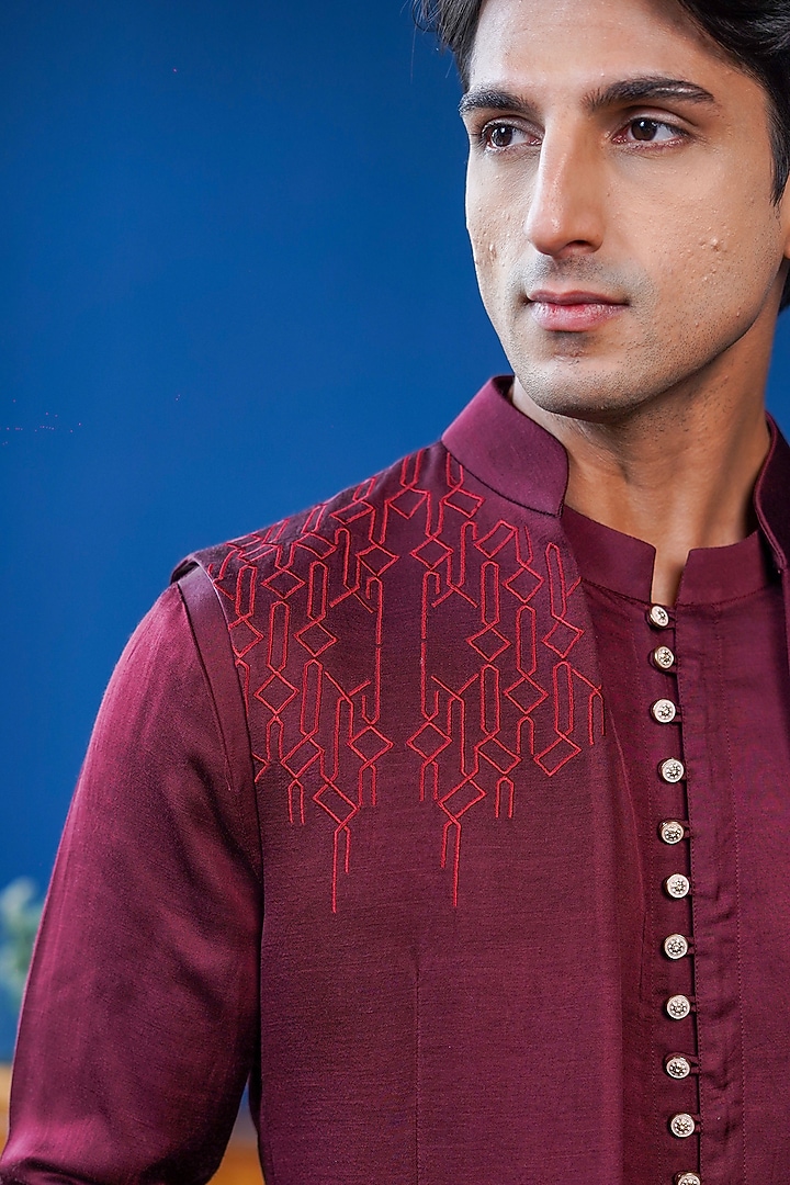 Wine Linen Satin Thread Embroidered Bundi Jacket Set by Philocaly at Pernia's Pop Up Shop