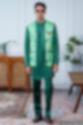 Green Linen Satin Printed Bundi Jacket by Philocaly at Pernia's Pop Up Shop