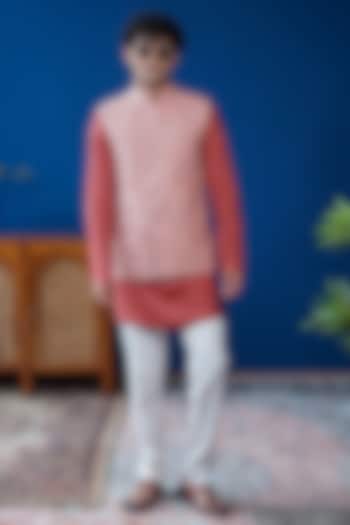 Salmon-Colored Silk Embroidered Bundi Jacket Set by Philocaly at Pernia's Pop Up Shop