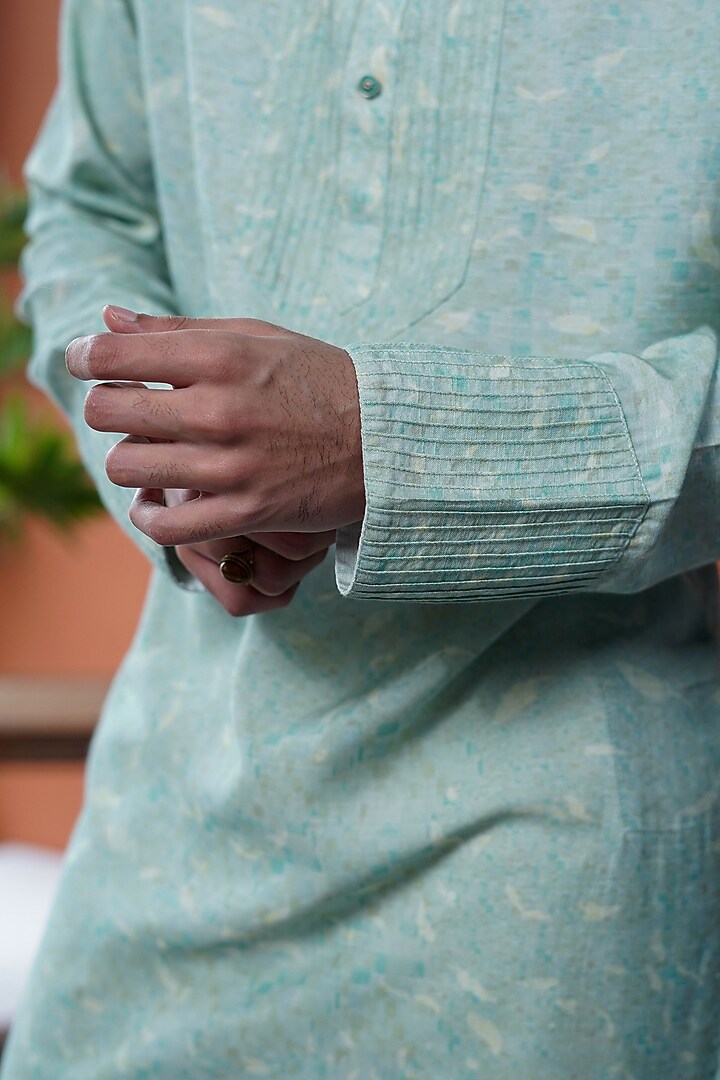 Sage Green Cotton Tussar Printed Kurta by Philocaly at Pernia's Pop Up Shop