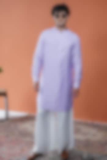 Lavender Cotton Silk Chawal Taka Embroidered Kurta by Philocaly