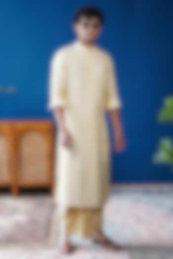 Yellow Silk Embroidered Kurta by Philocaly at Pernia's Pop Up Shop