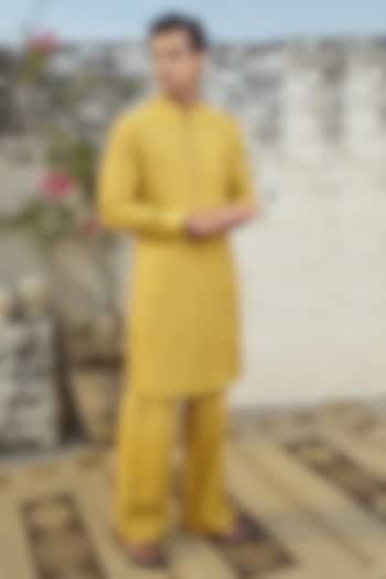 Yellow Cotton Silk Embroidered Kurta by Philocaly at Pernia's Pop Up Shop