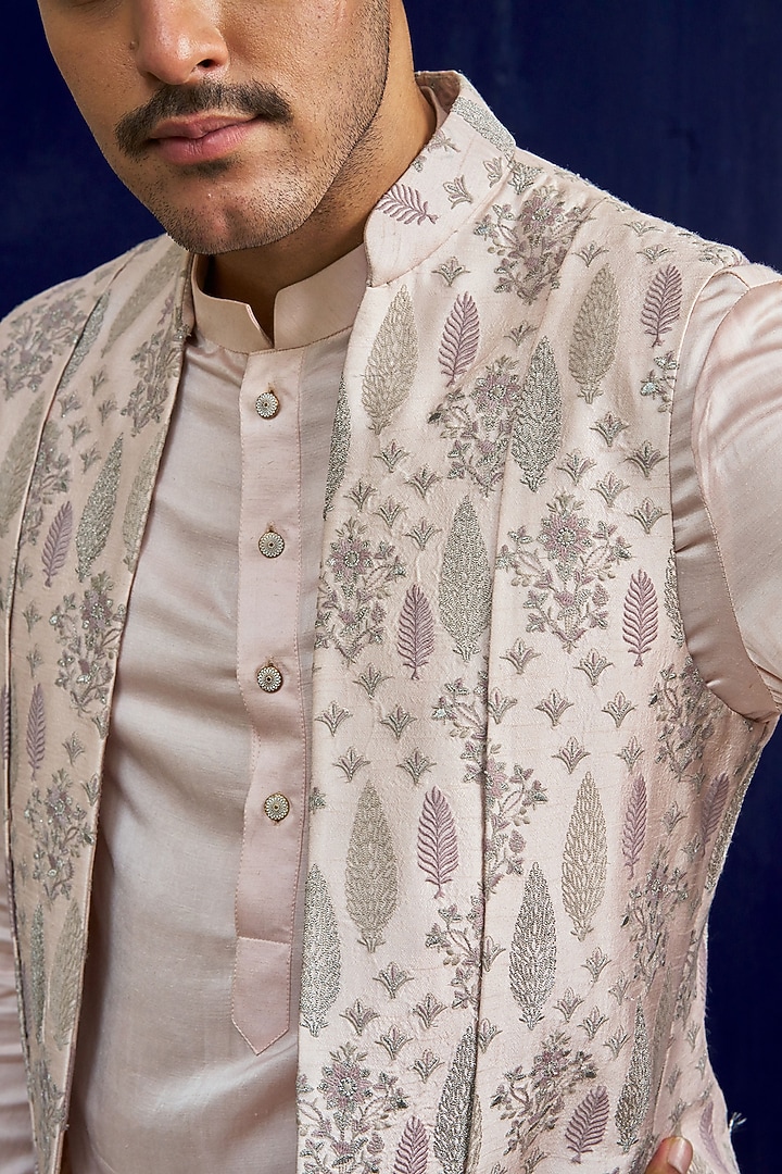 Pink Cotton Silk Embroidered Bundi Jacket Set by Philocaly at Pernia's Pop Up Shop