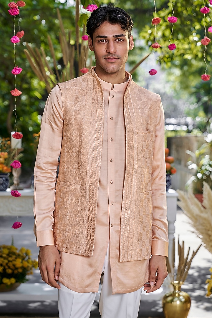 Peach Silk Embroidered Bundi Jacket by Philocaly at Pernia's Pop Up Shop