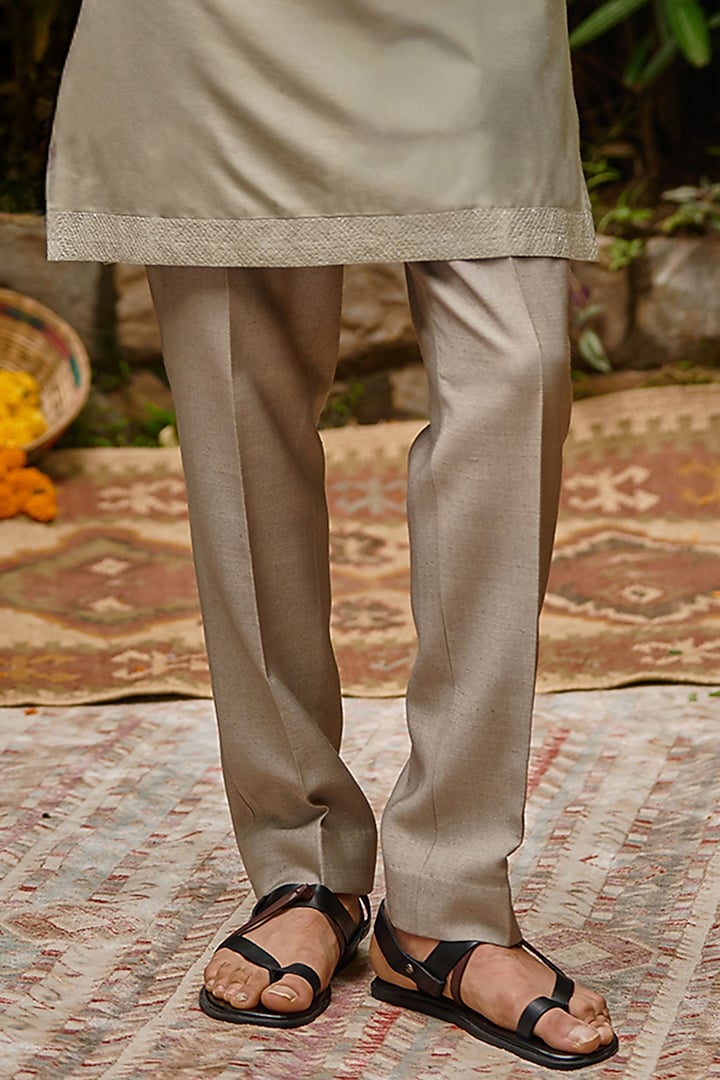 Silver Blended Silk Zari Embroidered Kurta Set by Philocaly at Pernia's Pop Up Shop