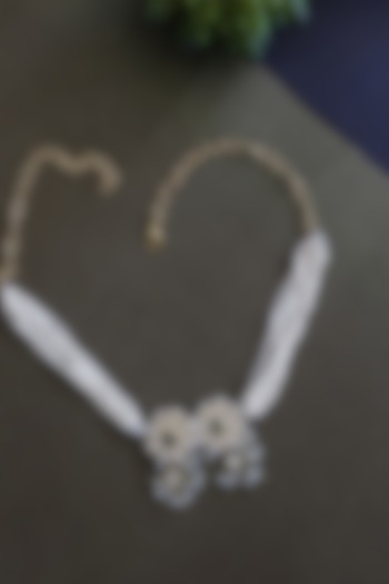 Gold Finish Kundan & Floral Motif Necklace by Do Taara at Pernia's Pop Up Shop