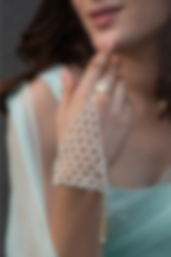 Gold Finish Seed Pearl Hathphool by Do Taara at Pernia's Pop Up Shop