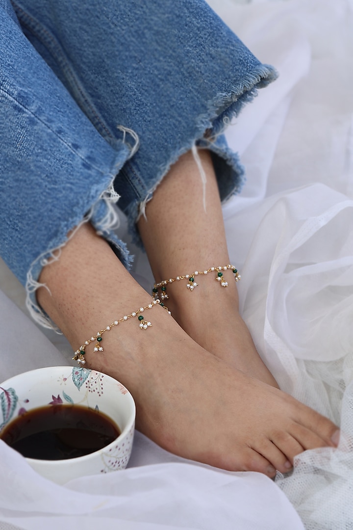 Gold Finish Onyx & Pearl Adjustable Anklets (Set of 2) by Do Taara