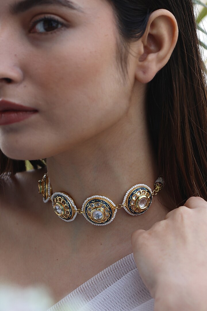 Gold Finish Kundan Polki Necklace by Do Taara at Pernia's Pop Up Shop