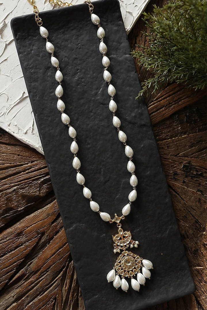 Gold Plated Kundan & Shell Pearl Necklace by Do Taara at Pernia's Pop Up Shop