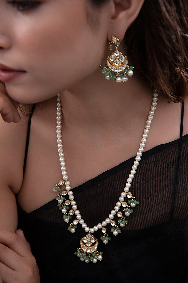 Gold Plated Kundan Polki & Onyx Necklace Set by Do Taara at Pernia's Pop Up Shop