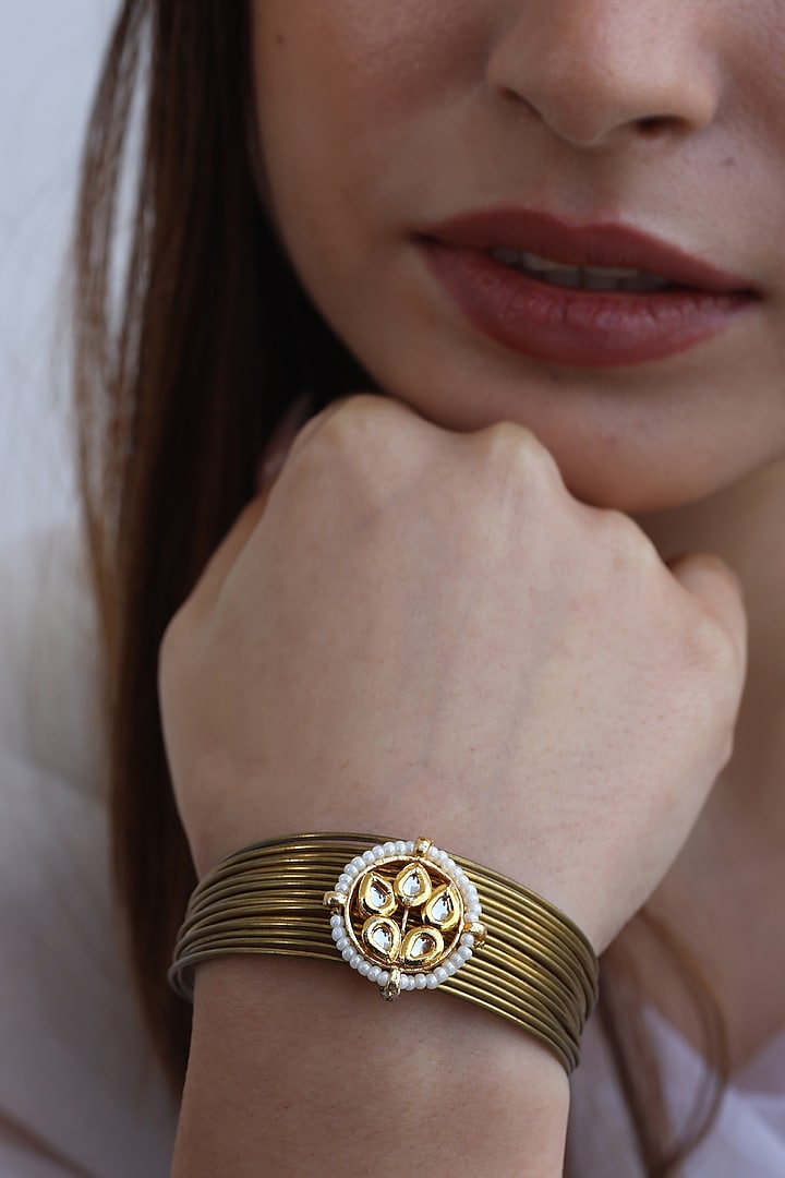 Gold Plated Kundan Motif Bracelet by Do Taara at Pernia's Pop Up Shop