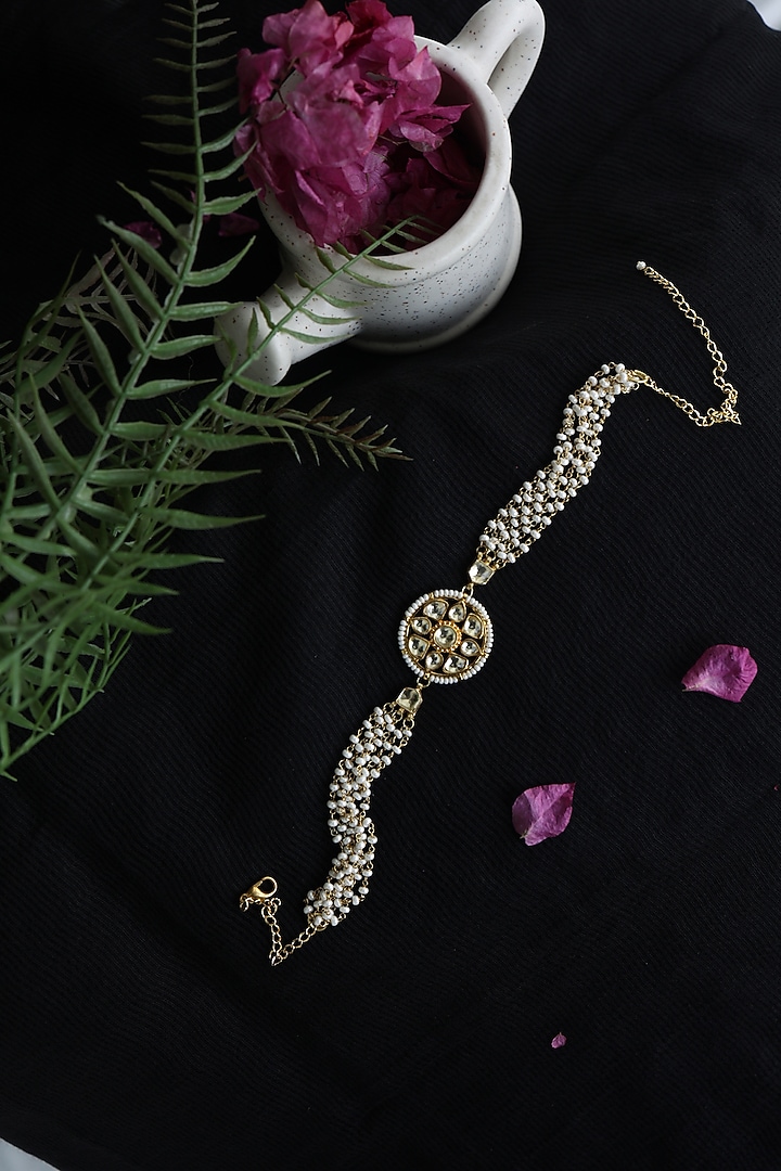 Gold Plated Kundan Polki Choker Necklace by Do Taara at Pernia's Pop Up Shop