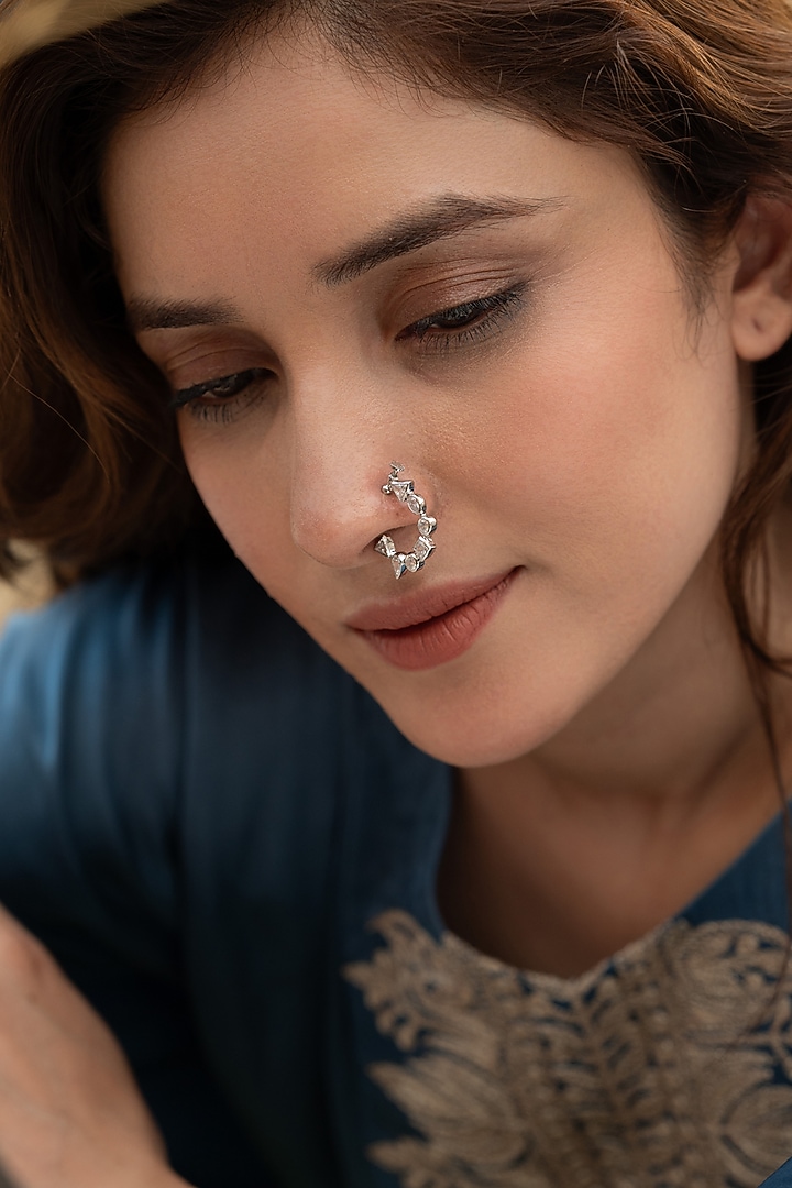 White Rhodium Finish Kundan Polki Nose Pin by Do Taara at Pernia's Pop Up Shop