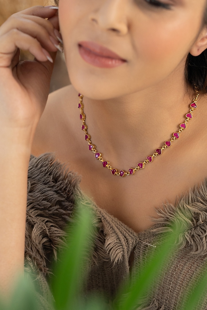 Gold Plated Red Kundan Polki Heart-Shaped Necklace by Do Taara at Pernia's Pop Up Shop